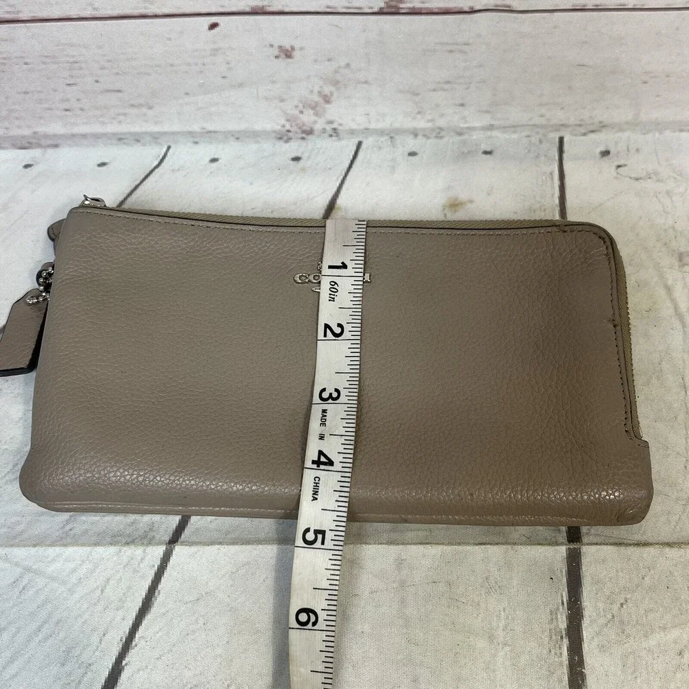 Coach Leather Wristlet Wallet Tan E1777-54052 - Picture 7 of 10